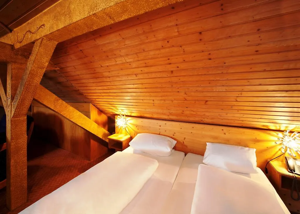 Hotel Hahn Munich