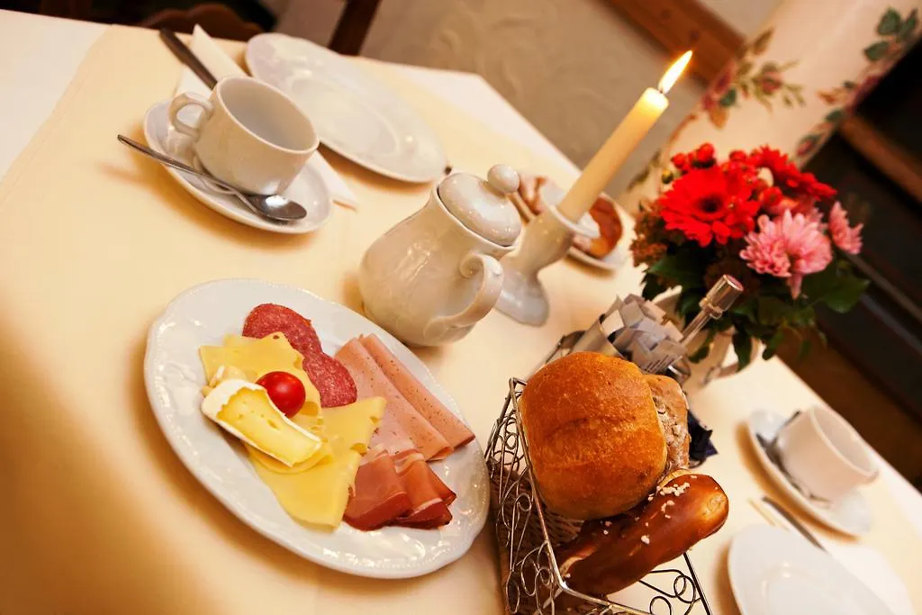 Hotel Hahn Munich